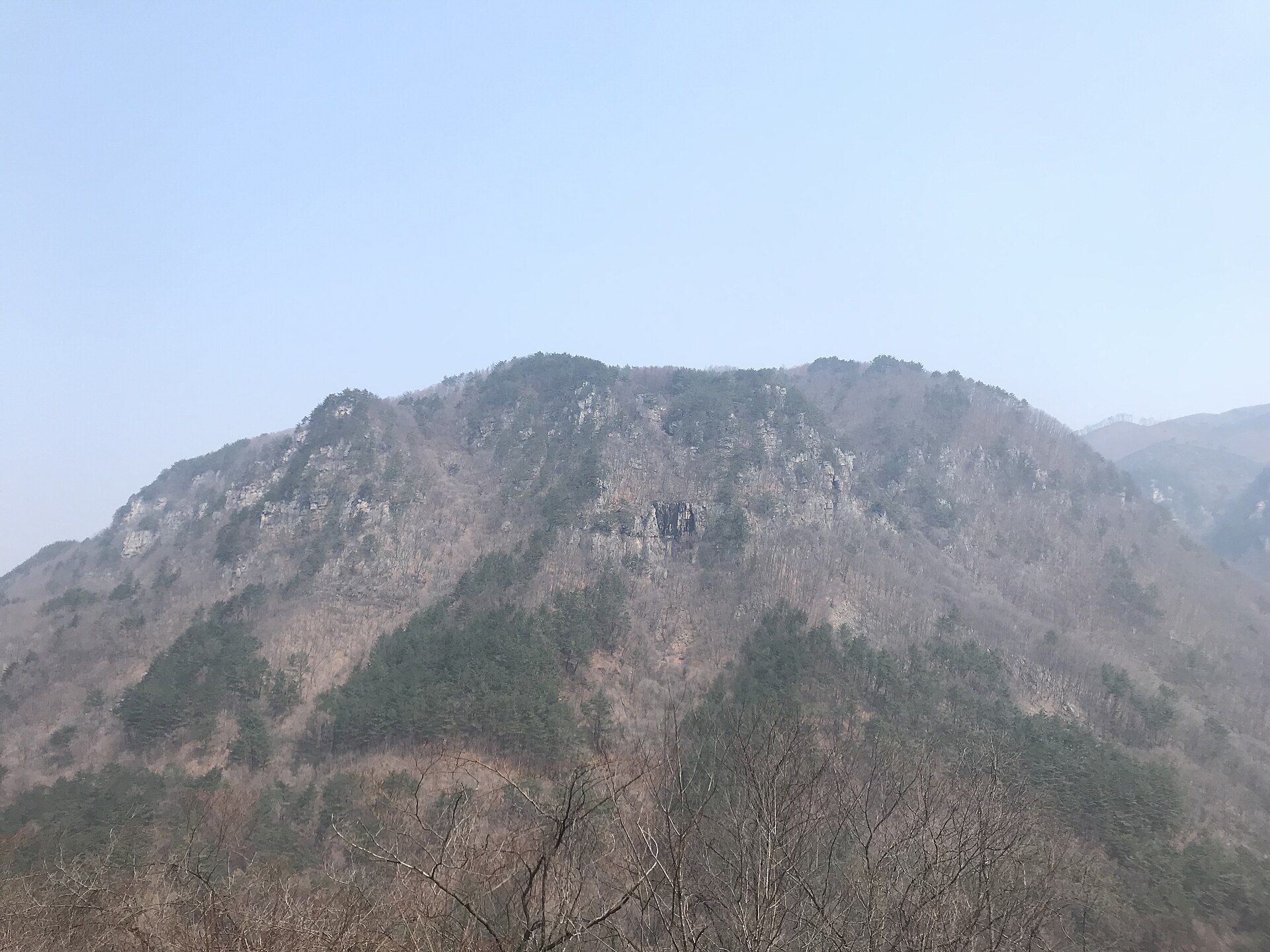 민둥산 풍경