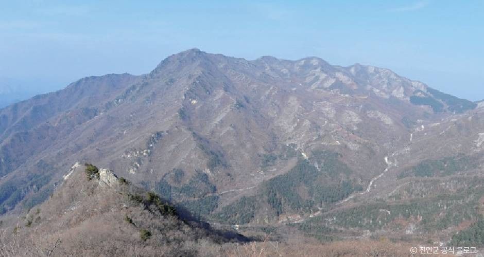 덕태산